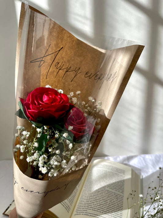 Ramo de 12 Rosas eternas
